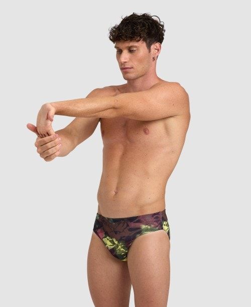 Slip Uomo Arena Hero Camo Brief Rosse Colorate | 05928ZKLT